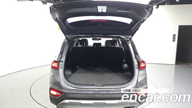 Hyundai Santafe 2019 — photo 26