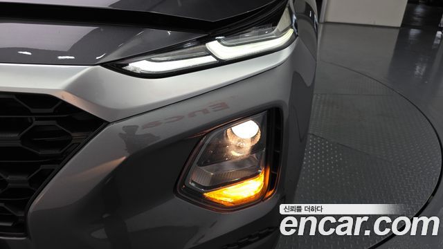 Hyundai Santafe 2019 — photo 8