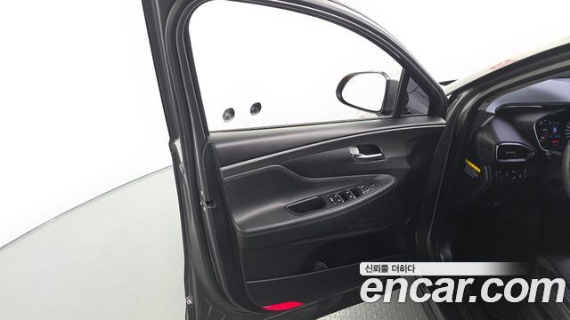 Hyundai Santafe 2019 — photo 14