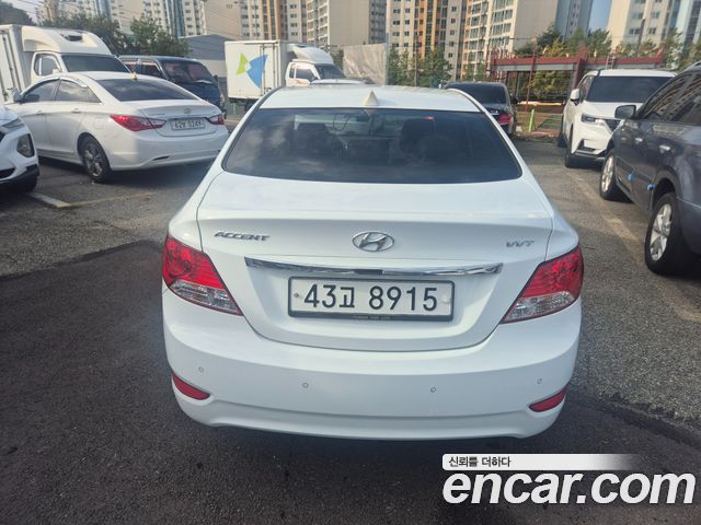 Hyundai Accent 2014 — photo 5