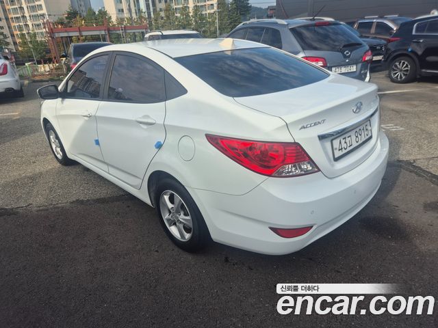 Hyundai Accent 2014 — photo 6