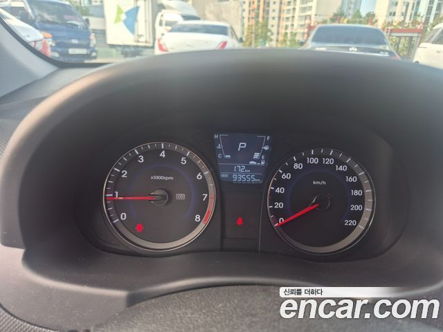 Hyundai Accent 2014 — photo 9