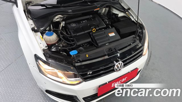 Volkswagen Polo 2016 — photo 6