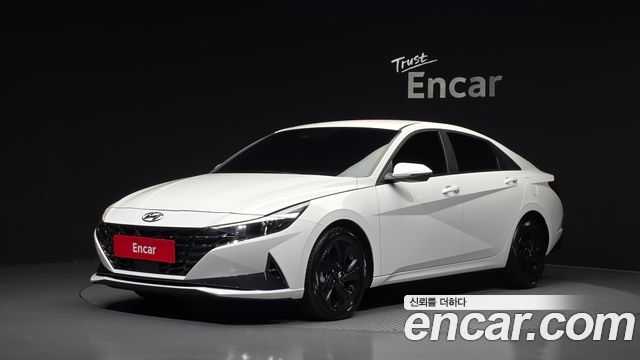 Hyundai AVANTE 2023 — photo 1