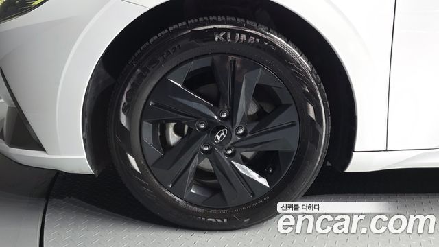Hyundai AVANTE 2023 — photo 5