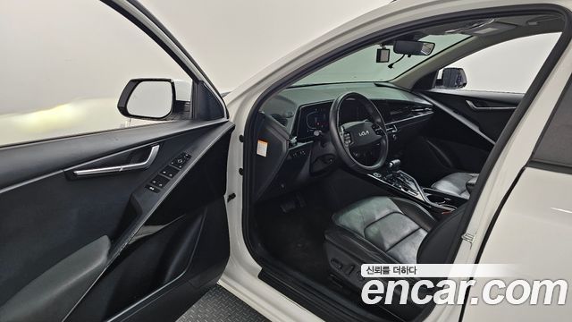 Kia Niro 2022 — photo 10
