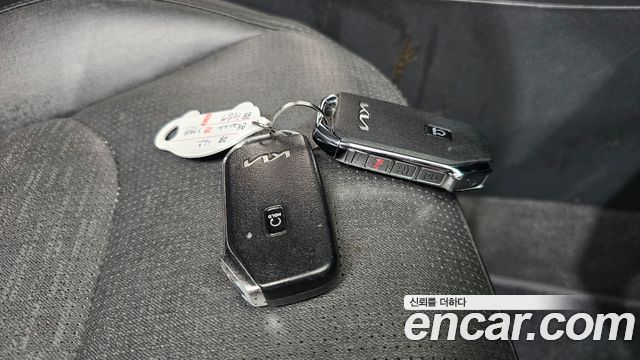 Kia Niro 2022 — photo 17