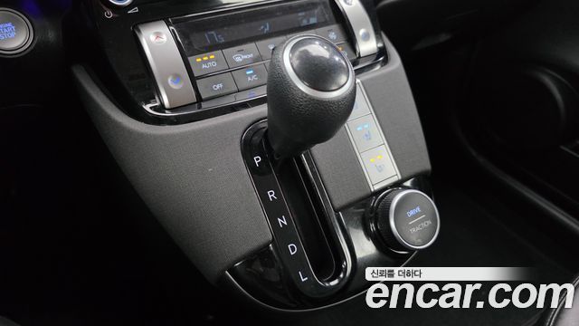 Hyundai Casper 2023 — photo 12