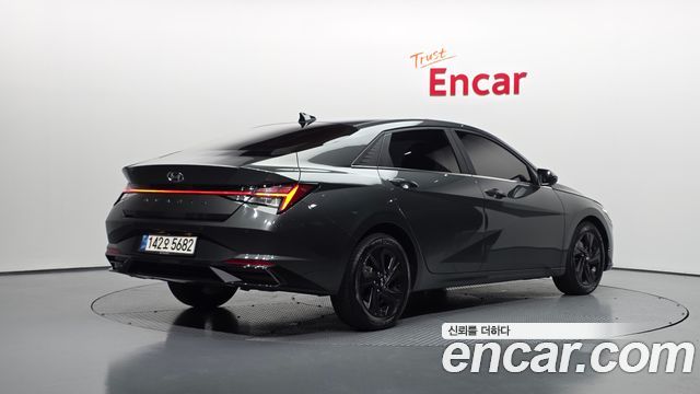 Hyundai AVANTE 2021 — photo 2