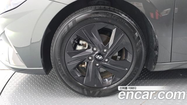 Hyundai AVANTE 2021 — photo 5
