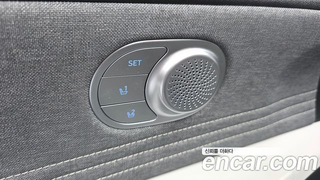 Hyundai AVANTE 2021 — photo 25