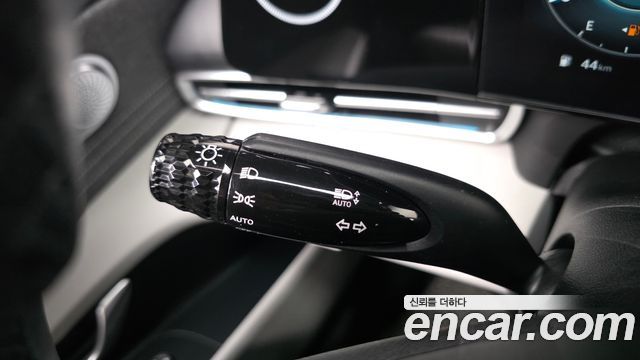 Hyundai AVANTE 2021 — photo 27