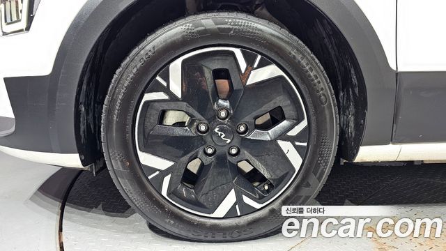 Kia Niro 2023 — photo 5