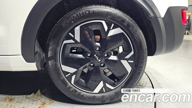 Kia Niro 2023 — photo 7