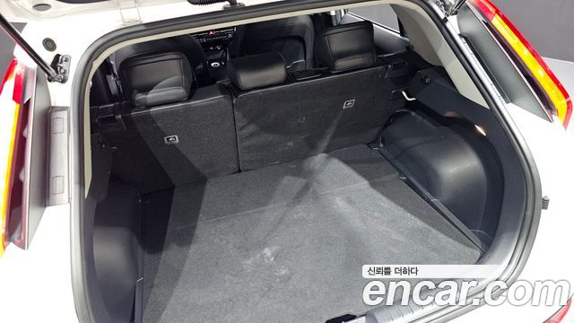 Kia Niro 2023 — photo 31