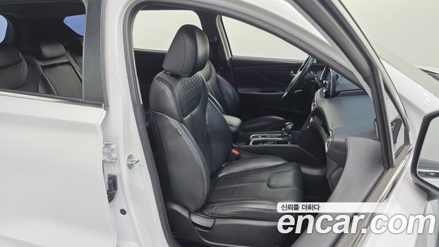 Hyundai Santafe 2020 — photo 12