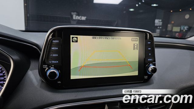 Hyundai Santafe 2020 — photo 16