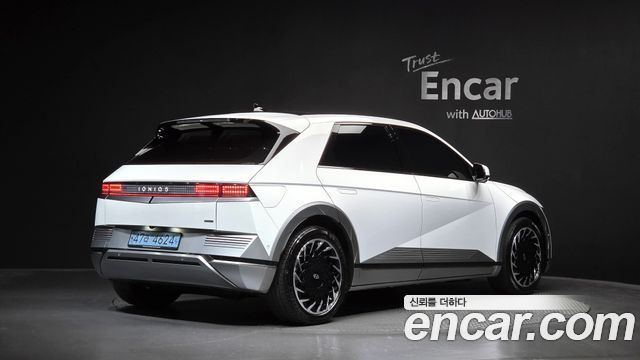 Hyundai Ioniq5 2022 — photo 2