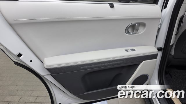 Hyundai Ioniq5 2022 — photo 15