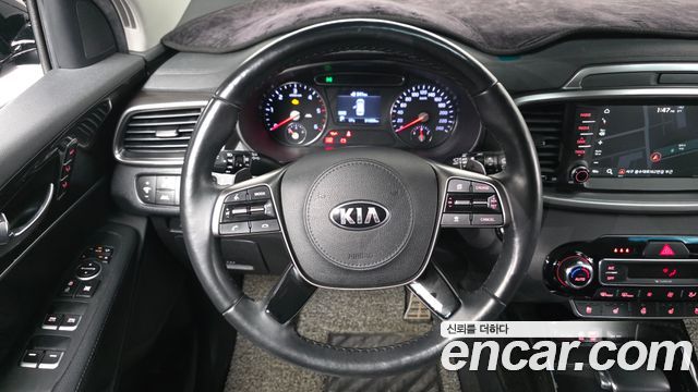 Kia Sorento 2019 — photo 13
