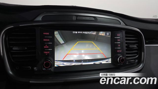 Kia Sorento 2019 — photo 15
