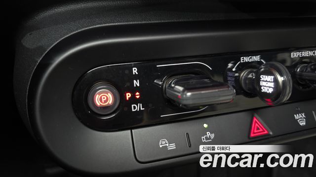 Mini Cooper 2025 — photo 12
