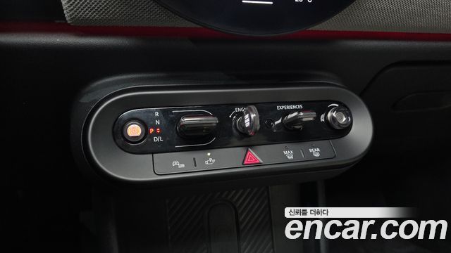 Mini Cooper 2025 — photo 27