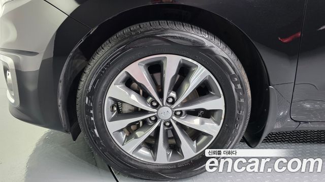 Kia Canival 2018 — photo 5
