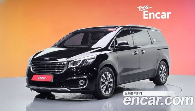 Kia Canival 2018 — photo 1
