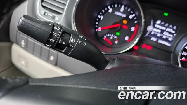 Kia Canival 2018 — photo 27