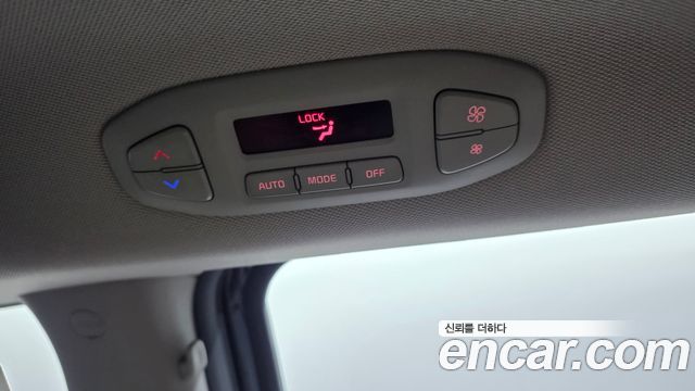 Kia Canival 2018 — photo 29