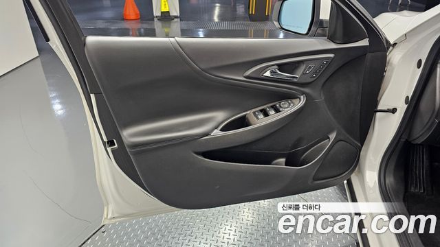 Chevrolet Korea Malibu 2017 — photo 14