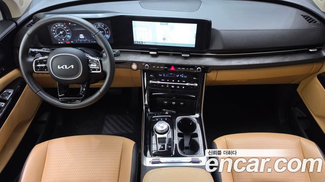 Kia Canival 2023 — photo 10