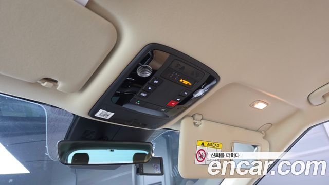Kia Canival 2023 — photo 30
