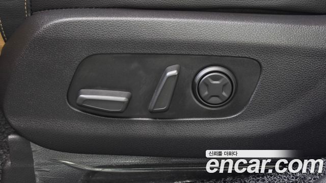 Kia Canival 2023 — photo 31