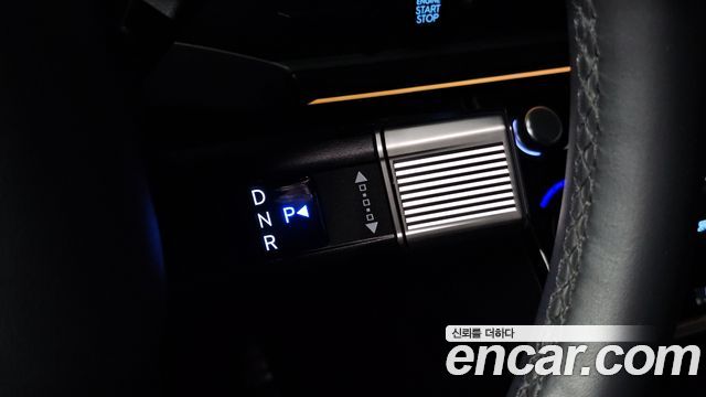 Hyundai Santafe 2025 — photo 12