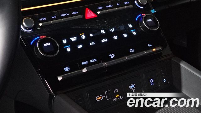 Hyundai Santafe 2025 — photo 25