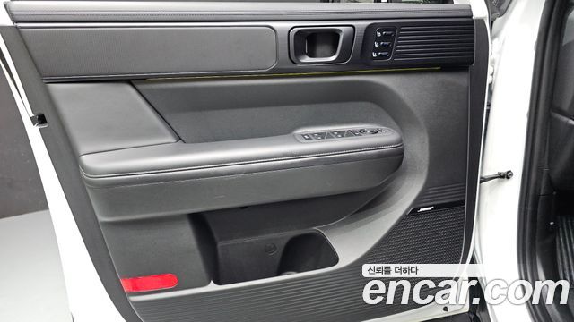 Hyundai Santafe 2025 — photo 14