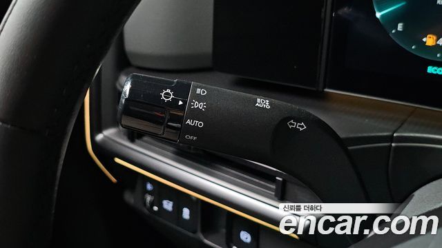 Hyundai Santafe 2025 — photo 31