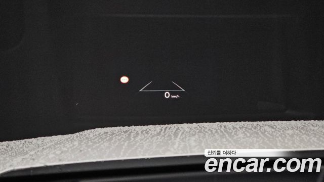 Hyundai Santafe 2025 — photo 33