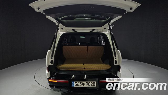 Hyundai Santafe 2025 — photo 37
