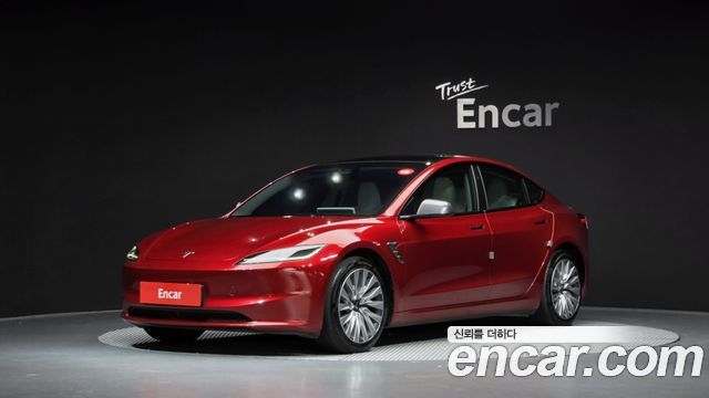 Tesla Model 3 2024 — photo 1