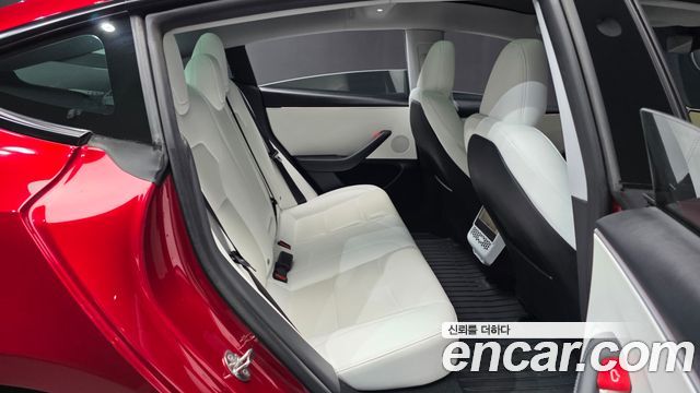Tesla Model 3 2024 — photo 18