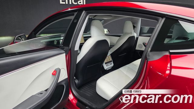 Tesla Model 3 2024 — photo 16