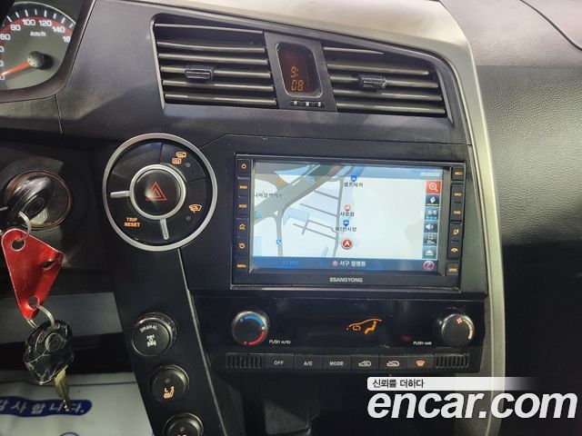 KG Mobility KORANDO 2013 — photo 11