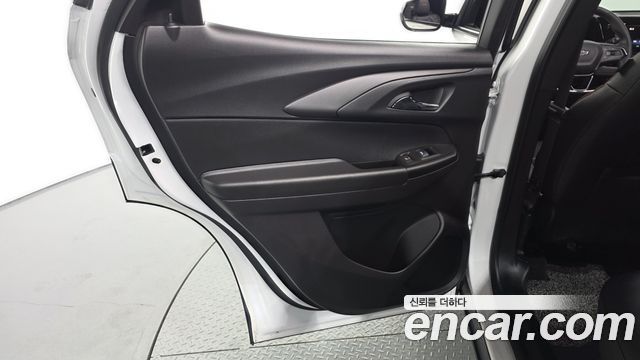 Chevrolet Korea Trailblazer 2024 — photo 15