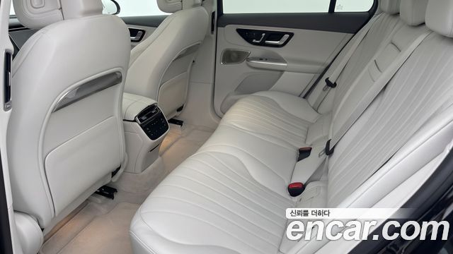 Mercedes-Benz EQE 2026 — photo 13
