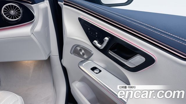 Mercedes-Benz EQE 2026 — photo 15