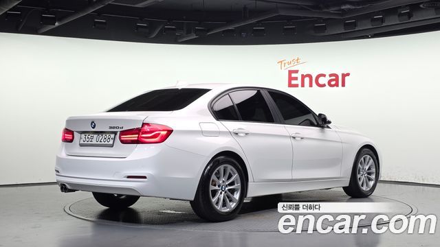 BMW 3-Series 2016 — photo 2