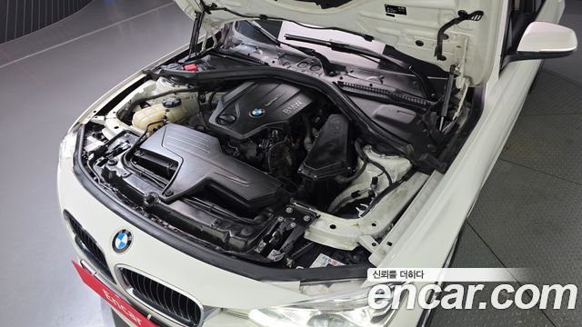 BMW 3-Series 2016 — photo 6